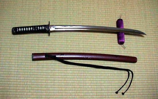 Японские мечи: "Вакидзаси"