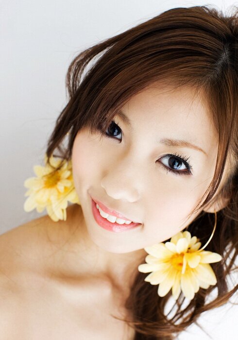 Risa Chigasaki (18+)