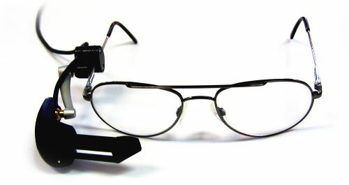 В Японии придуманы очки с субтитрами
