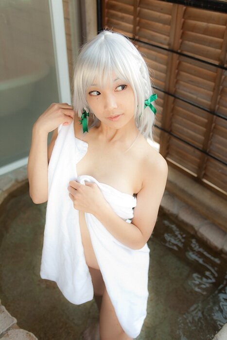 Эротический косплей: Izayoi Sakuya (16+)
