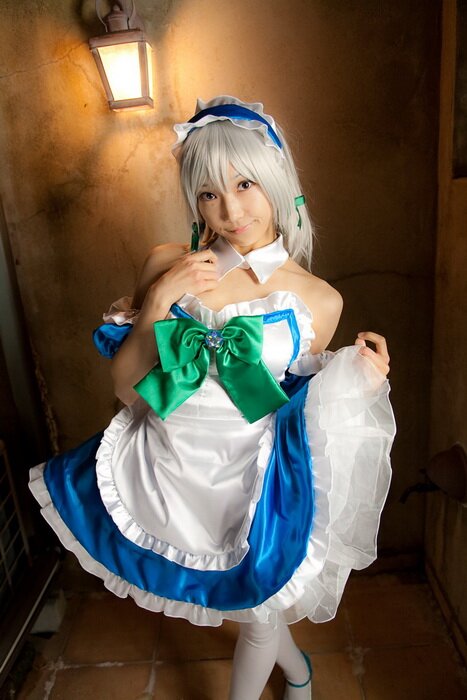 Эротический косплей: Izayoi Sakuya (16+)