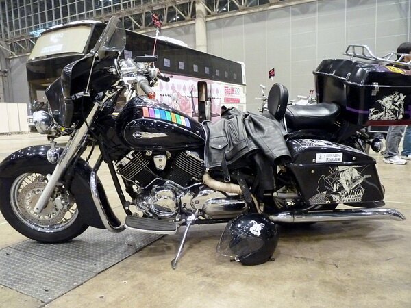 Motorcycles & Bicycles in Profusion (MoeHaku 2010 Itacycles)