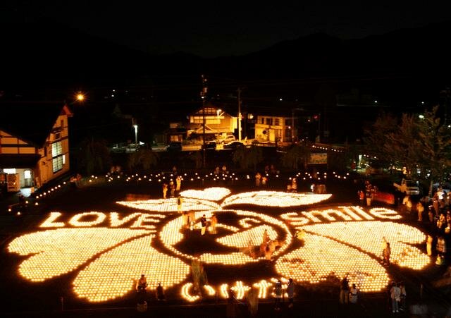 Фестиваль экологической свечи в Фукуи