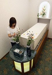 Японский отель для мертвецов
